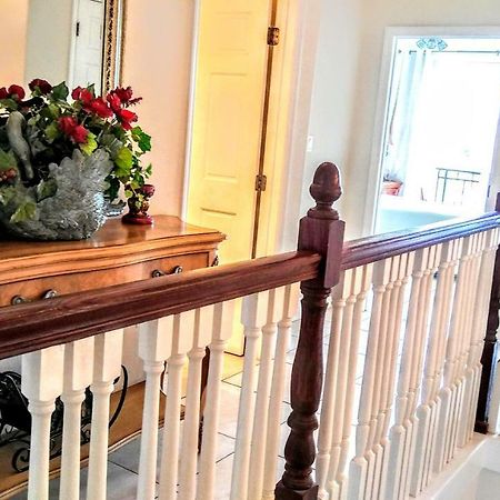 Mediterranean Three Story Beach Townhouse St. Pete Beach Bagian luar foto